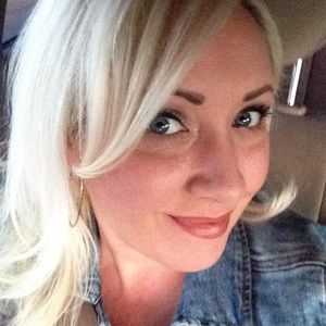 Meet your Posher, Happi